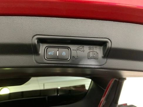 Used 2021 Ford Explorer Limited w/ Hybrid Equipment Group 310A RWD image 39