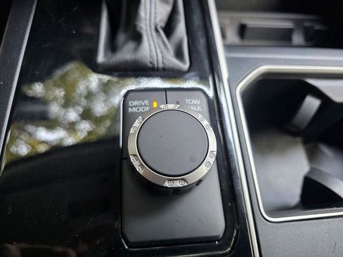 Used 2022 Toyota Tundra SR5 image 24