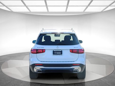 Certified 2025 Mercedes-Benz GLB 250 4MATIC image 3