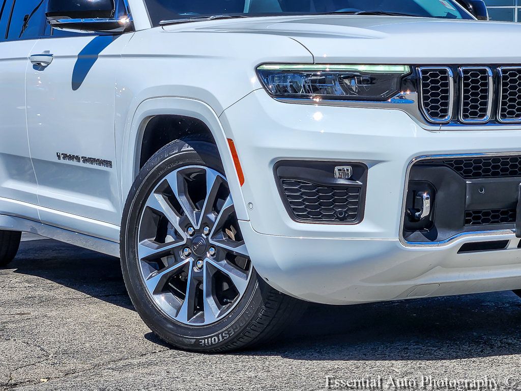 Used 2023 Jeep Grand Cherokee Overland w/ Adv Protech Group III AWD/4WD image 3
