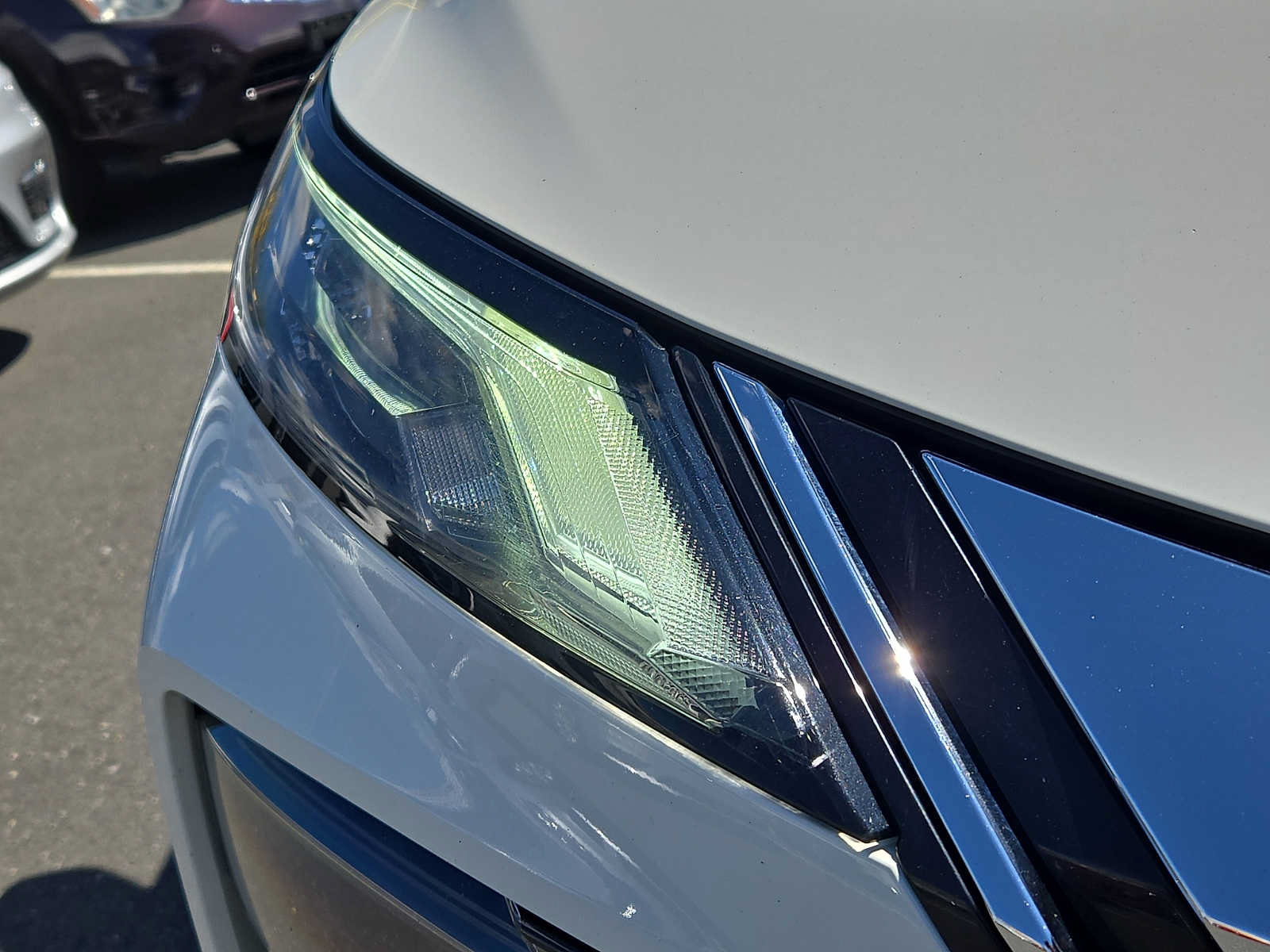 Used 2021 Nissan Rogue S AWD/4WD image 9
