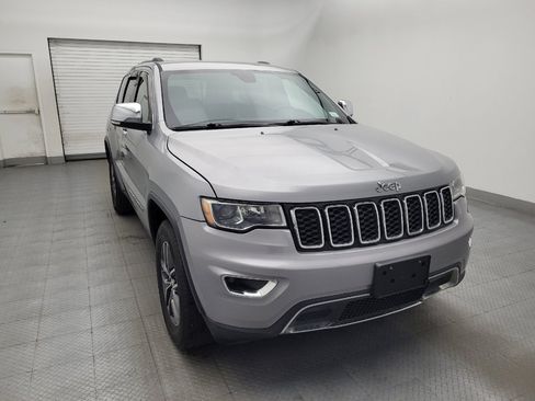 Used 2017 Jeep Grand Cherokee Limited RWD image 14