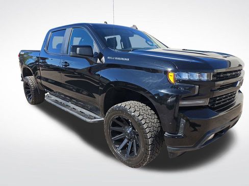 Used 2019 Chevrolet Silverado 1500 RST w/ True North Edition AWD/4WD image 7