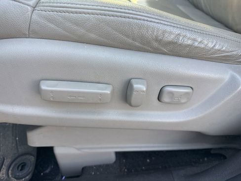 Used 2012 Honda CR-V EX-L image 15