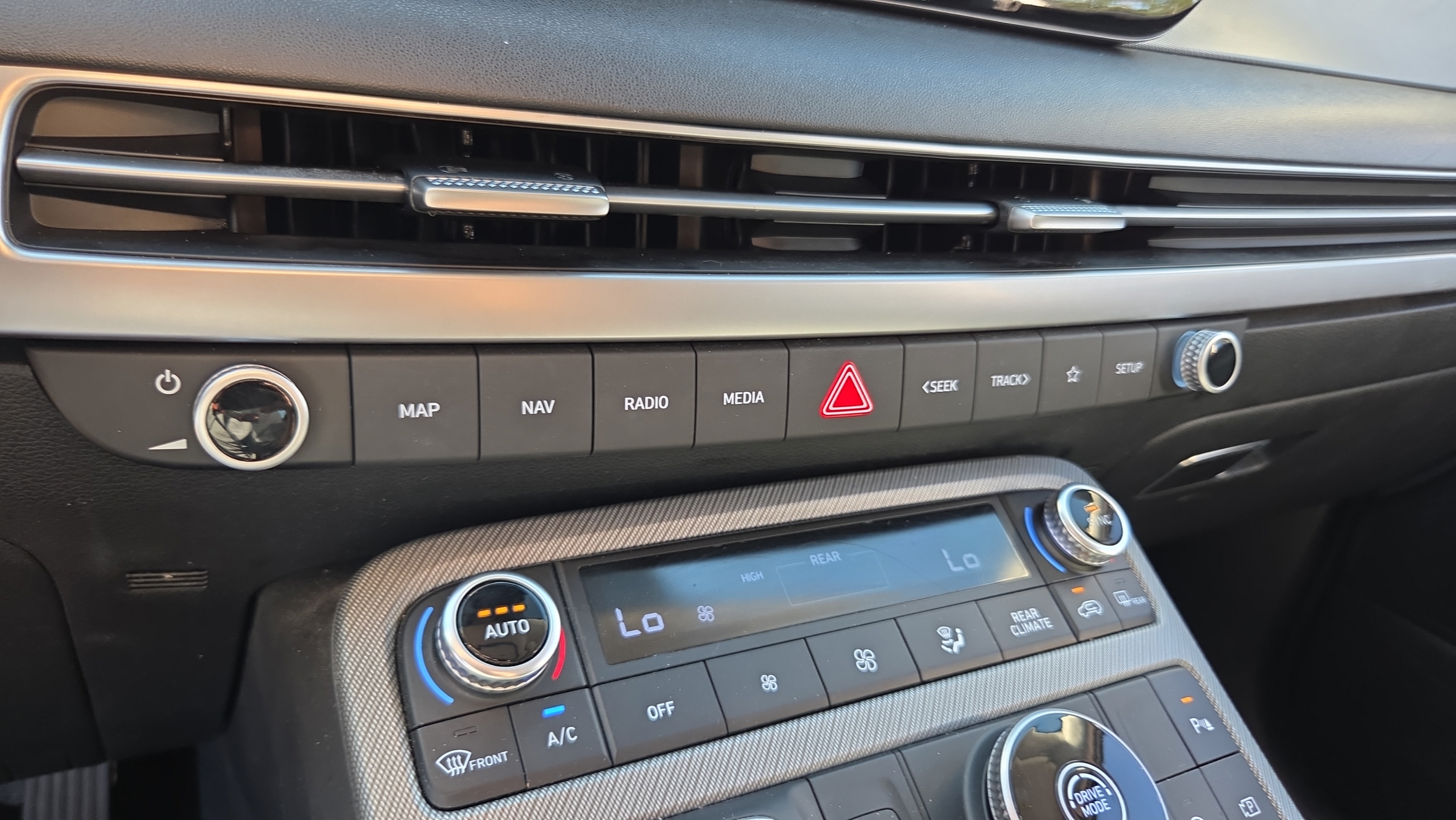 Used 2024 Hyundai Palisade SEL FWD image 21