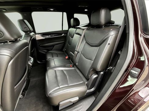 Used 2020 Cadillac XT6 Premium Luxury image 26