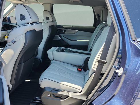New 2026 Acura MDX SH-AWD w/ Advance Package image 11