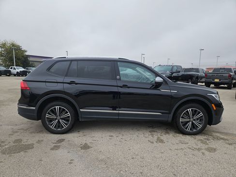 Used 2024 Volkswagen Tiguan Wolfsburg Edition image 2