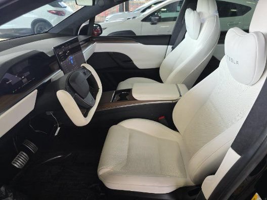 Used 2022 Tesla Model X AWD/4WD image 6