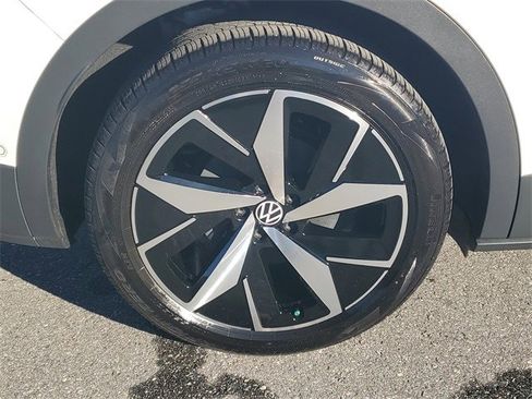 Certified 2023 Volkswagen ID.4 Pro S image 5