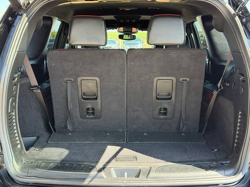 Used 2021 Dodge Durango R/T w/ Blacktop Package AWD/4WD image 8