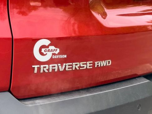 Used 2019 Chevrolet Traverse LT AWD/4WD image 25