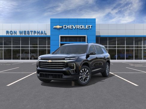 New 2026 Chevrolet Traverse LT w/ Sun and Wheel Package AWD/4WD image 8