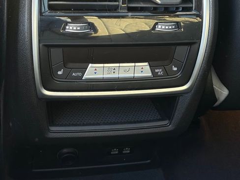 Used 2024 BMW X5 xDrive50e w/ Premium Package image 33