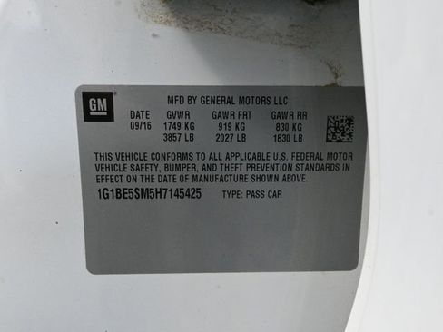 Used 2017 Chevrolet Cruze LT w/ Convenience Package image 44