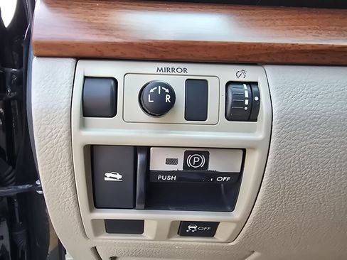 Used 2014 Subaru Outback 2.5i Limited AWD/4WD image 29
