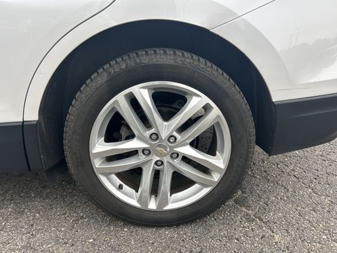 Used 2020 Chevrolet Equinox Premier AWD/4WD image 28