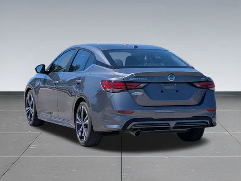 Used 2023 Nissan Sentra SR w/ SR Premium Package FWD image 3
