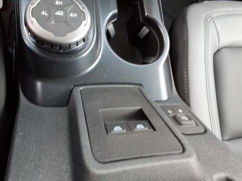 Used 2024 Ford Bronco Black Diamond image 23