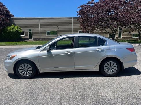 Used 2012 Honda Accord LX image 4