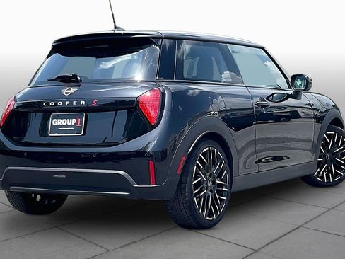 Used 2025 MINI Cooper S FWD image 11