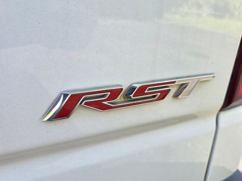 Certified 2022 Chevrolet Silverado 1500 RST AWD/4WD image 15