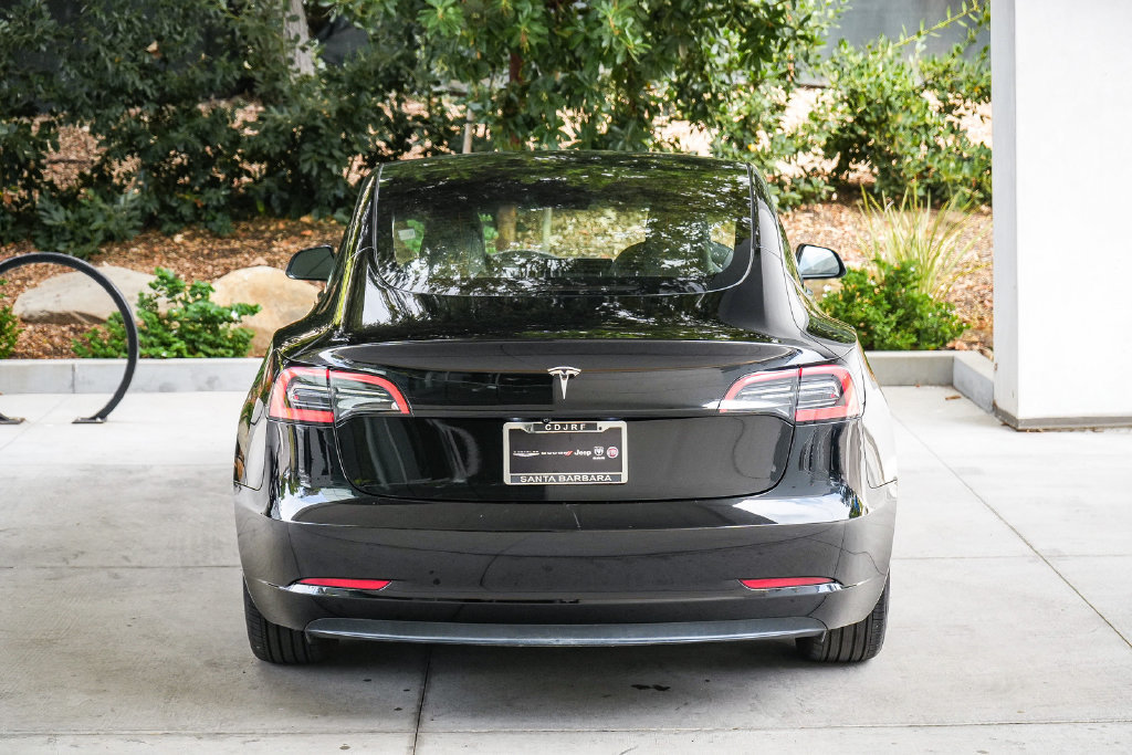 Used 2023 Tesla Model 3 Standard Range RWD image 5