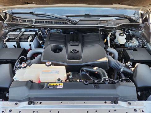 Used 2024 Toyota Tundra SR5 image 13