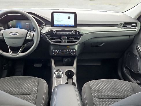Certified 2024 Ford Escape Active AWD/4WD image 9