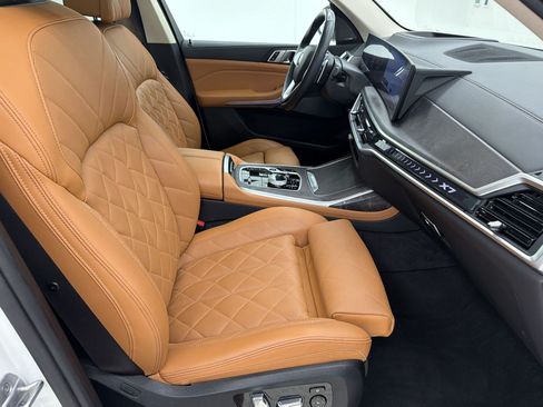 Used 2024 BMW X7 xDrive40i w/ Executive Package AWD/4WD image 24