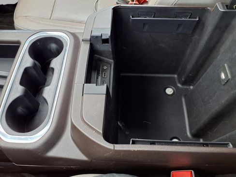 Used 2020 GMC Sierra 1500 SLT w/ SLT Premium Plus Package AWD/4WD image 11