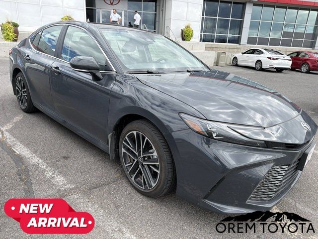 Used 2026 Toyota Camry XLE AWD/4WD image 1