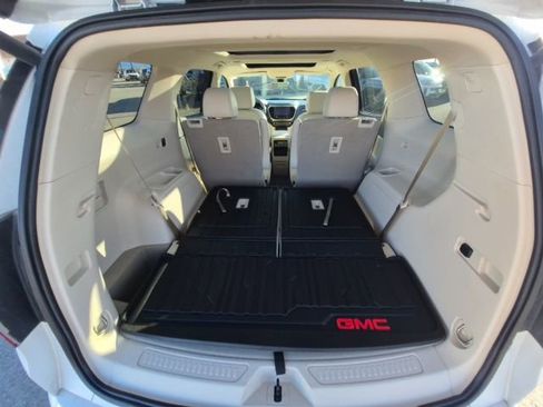 Used 2021 GMC Acadia Denali w/ Denali Ultimate Package image 19