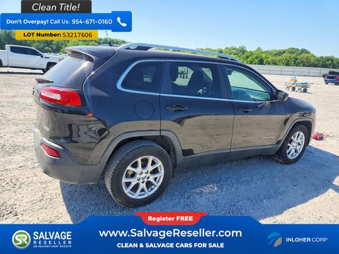 Used 2016 Jeep Cherokee Latitude w/ Comfort/Convenience Group FWD image 4