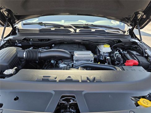 New 2026 RAM 1500 Big Horn AWD/4WD image 36