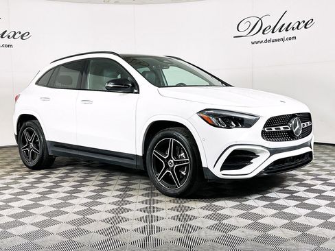 Used 2024 Mercedes-Benz GLA 250 4MATIC image 1