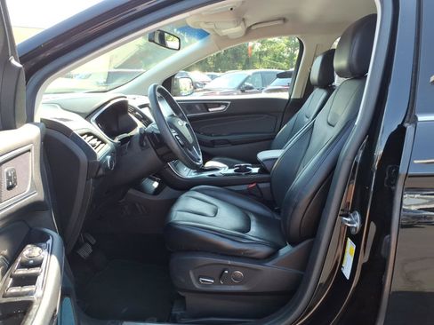 Used 2018 Ford Edge Titanium AWD/4WD image 13