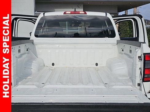 Used 2023 Nissan Frontier SV w/ Technology Package image 12