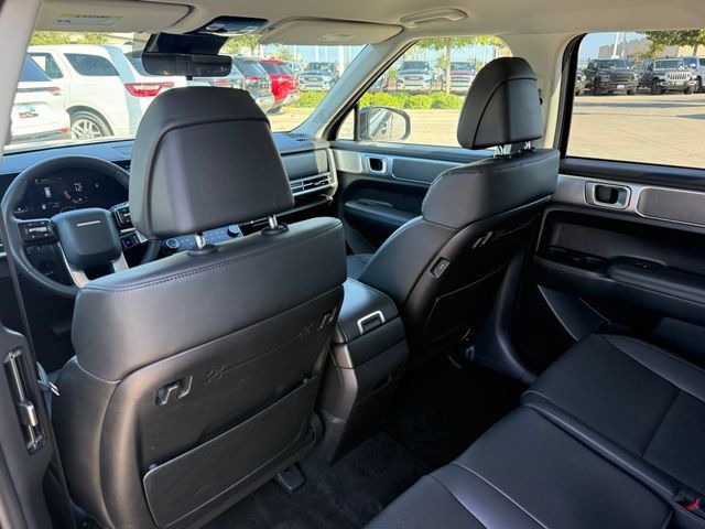 Used 2025 Hyundai Santa Fe SEL AWD/4WD image 28