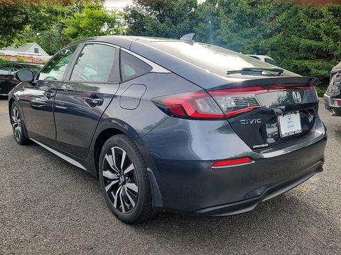 Certified 2024 Honda Civic EX-L image 4