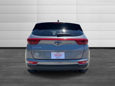 Used 2017 Kia Sportage EX w/ EX Premium Package FWD image 4