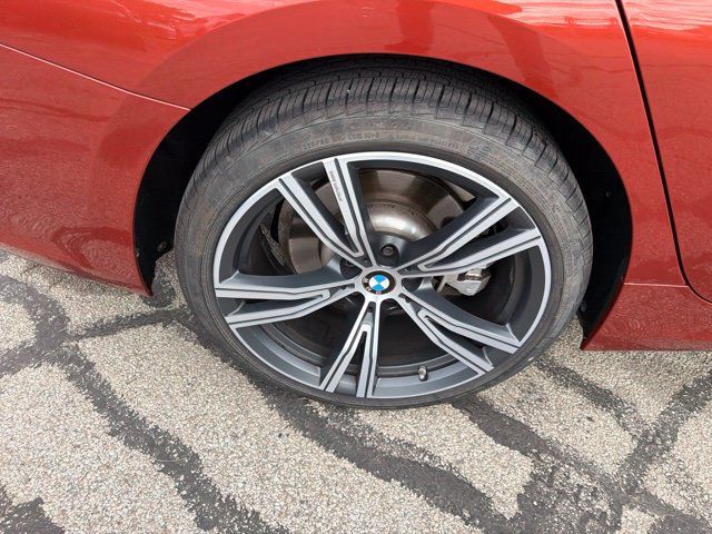 Used 2020 BMW 330i xDrive Sedan w/ Convenience Package AWD/4WD image 4