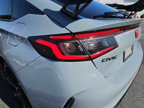 Used 2023 Honda Civic Type R image 35