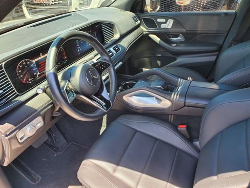 Used 2025 Mercedes-Benz GLE 450 4MATIC image 19