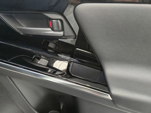 Used 2023 Toyota bZ4X FWD w/ Weather Package image 8