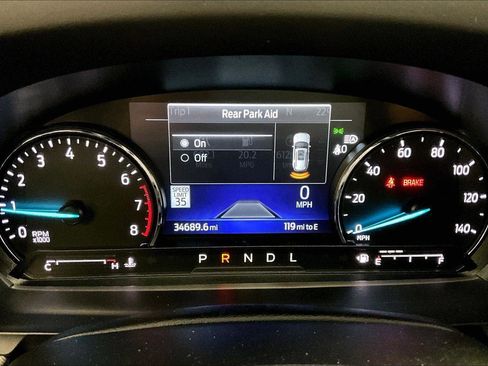 Certified 2022 Ford Explorer XLT w/ Equipment Group 202A image 19