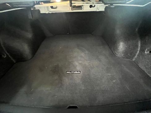 Used 2025 Nissan Altima 2.5 SV w/ SV Special Edition Package image 27