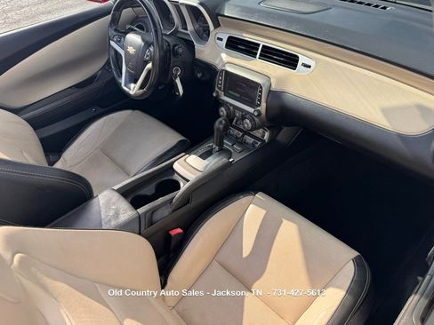 Used 2015 Chevrolet Camaro LT RWD image 31