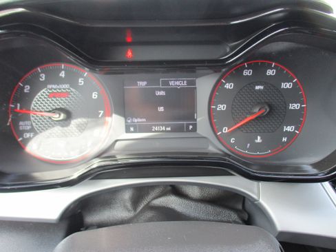 Certified 2024 Chevrolet Trax RS w/ Driver Confidence Package FWD image 17