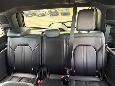 Used 2021 Ford Expedition Limited AWD/4WD image 15